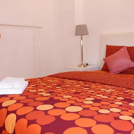 Гостевой дом Chiado 3*