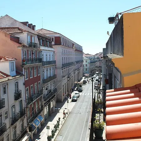 Гостевой дом Chiado 3*